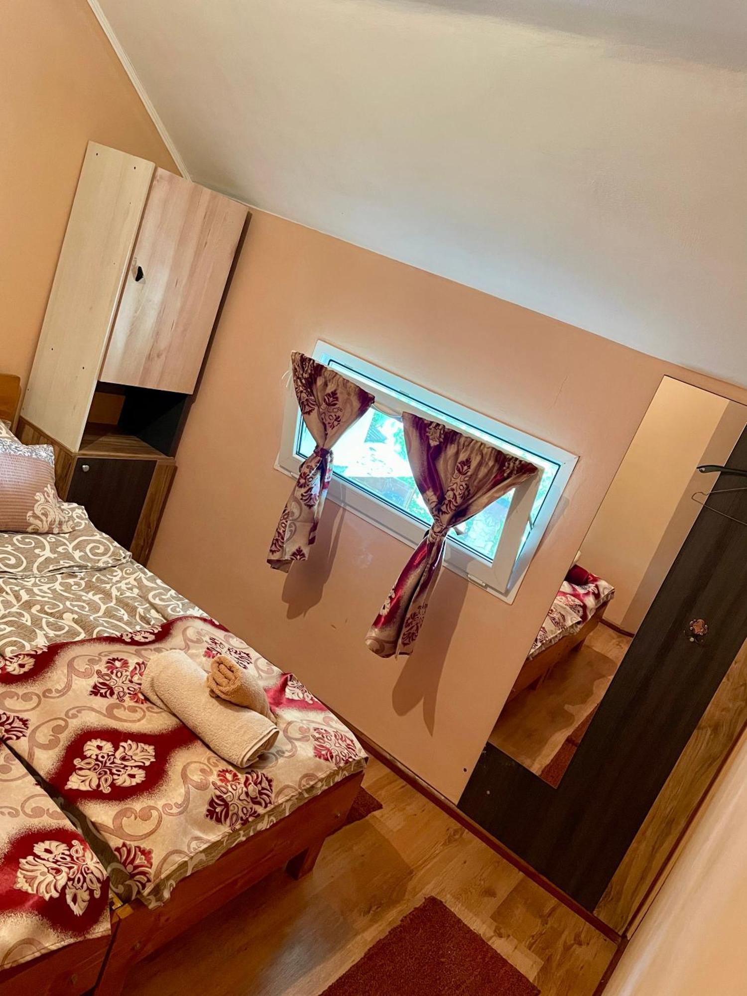 Bed and Breakfast Balla House Tărcaia Exteriér fotografie